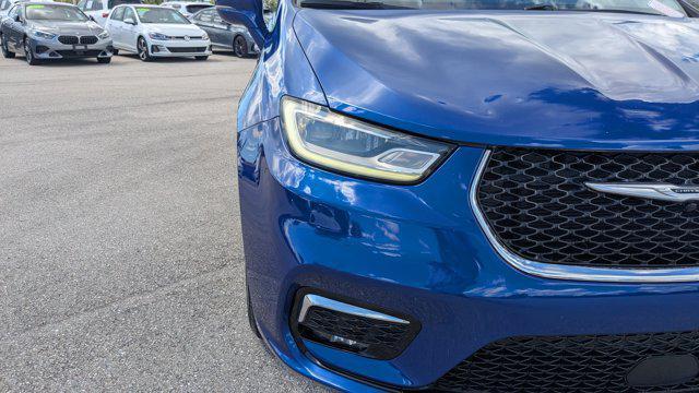 used 2021 Chrysler Pacifica car, priced at $15,990