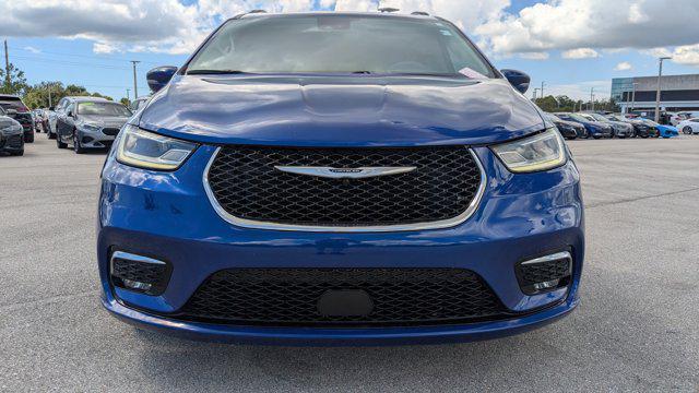 used 2021 Chrysler Pacifica car, priced at $15,990
