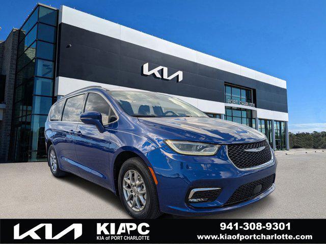 used 2021 Chrysler Pacifica car, priced at $15,990