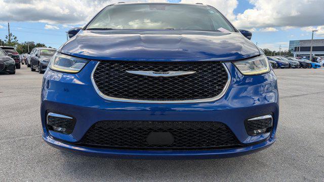 used 2021 Chrysler Pacifica car, priced at $15,990