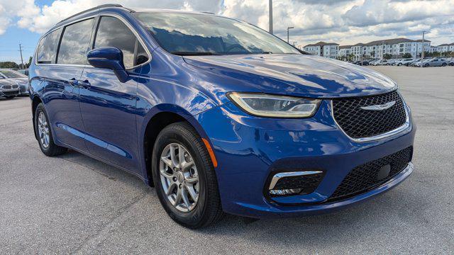 used 2021 Chrysler Pacifica car, priced at $15,990