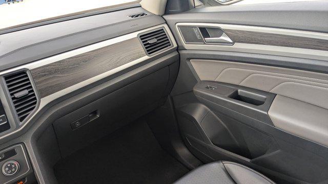 used 2022 Volkswagen Atlas car, priced at $20,996