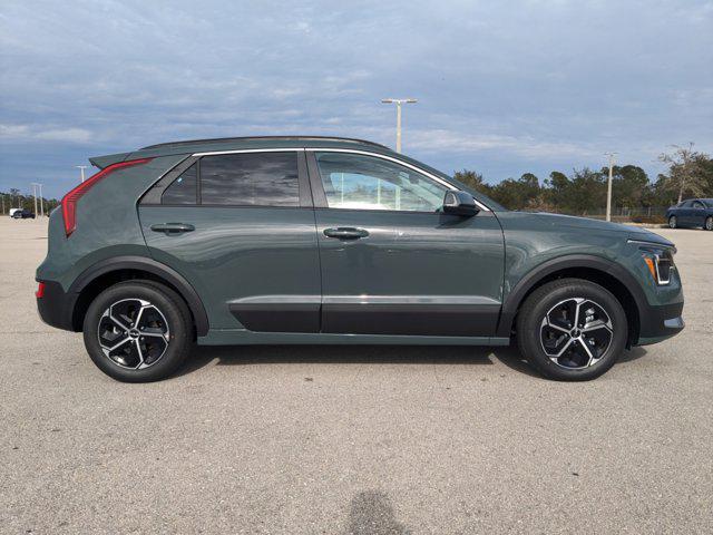 new 2025 Kia Niro car, priced at $30,718