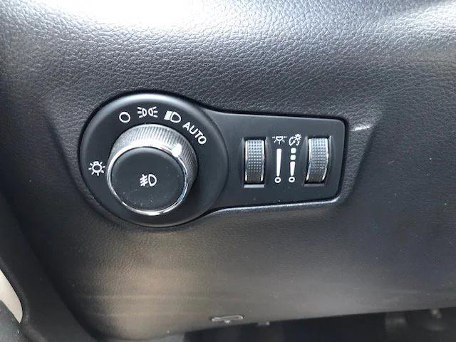 used 2022 Jeep Compass car, priced at $25,900