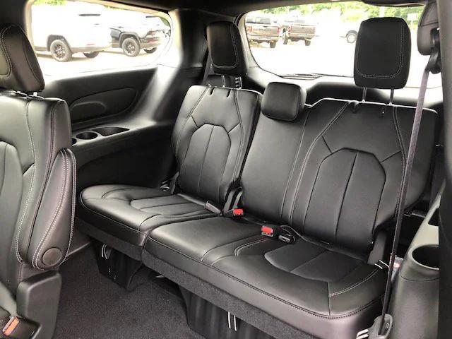 new 2025 Chrysler Pacifica car, priced at $44,940