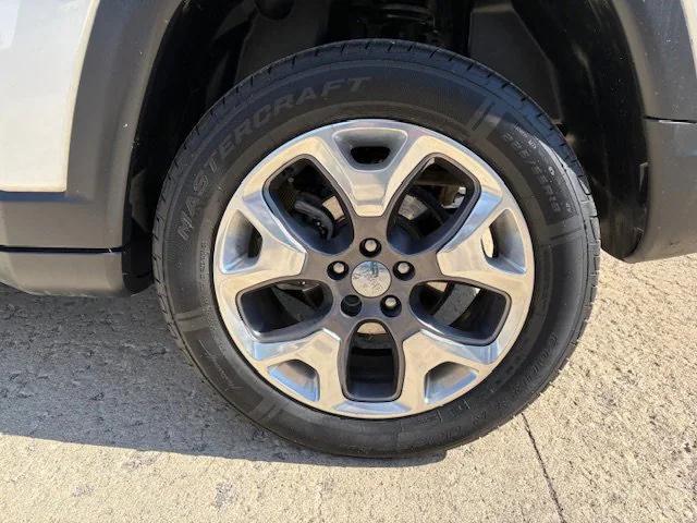 used 2020 Jeep Compass car, priced at $18,900