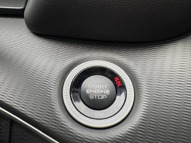 new 2025 Jeep Grand Cherokee car, priced at $46,135