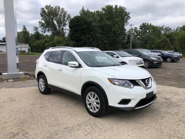 used 2016 Nissan Rogue car, priced at $10,900