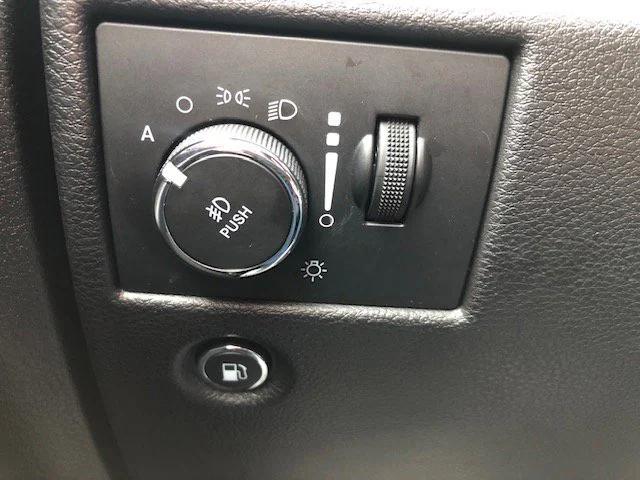 used 2021 Jeep Grand Cherokee car, priced at $28,900