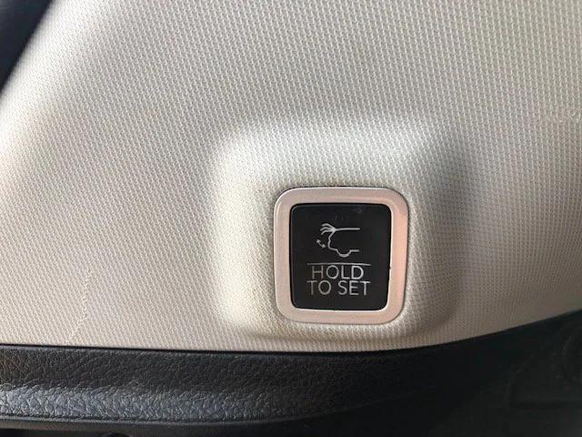 used 2022 Jeep Grand Cherokee car, priced at $31,900