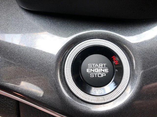 used 2022 Jeep Grand Cherokee car, priced at $31,900
