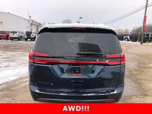 used 2022 Chrysler Pacifica car, priced at $38,900