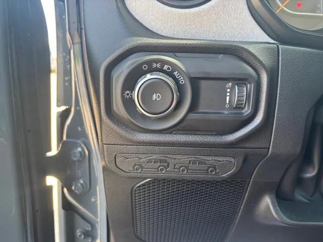 new 2025 Jeep Wrangler car, priced at $55,075