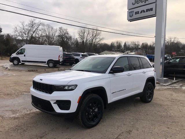 new 2025 Jeep Grand Cherokee car, priced at $46,930