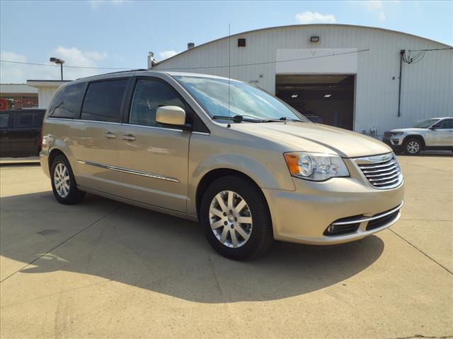 used 2013 Chrysler Town & Country car