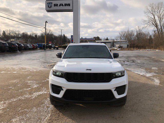 new 2025 Jeep Grand Cherokee car, priced at $46,930