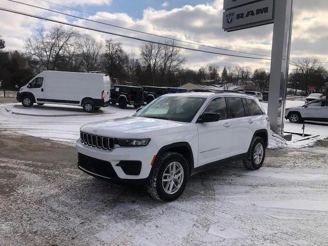 used 2023 Jeep Grand Cherokee car, priced at $26,900