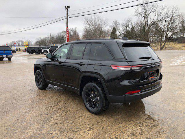 new 2025 Jeep Grand Cherokee car, priced at $46,030