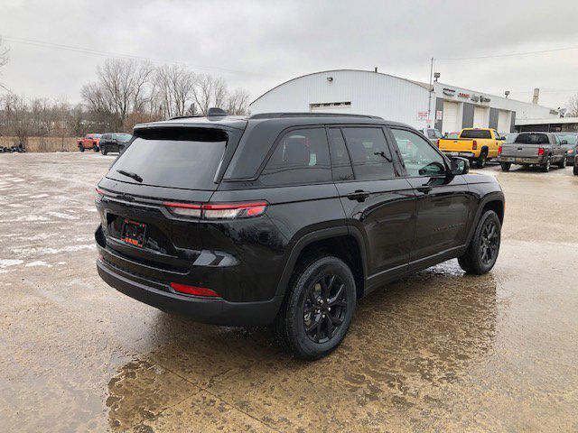 new 2025 Jeep Grand Cherokee car, priced at $46,030