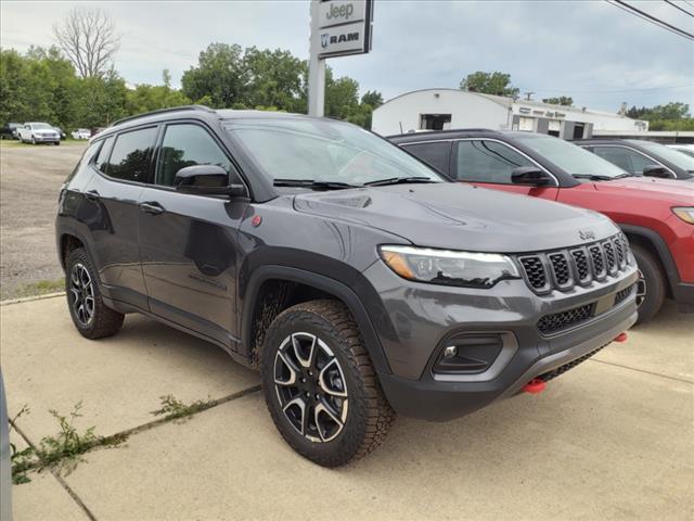 new 2024 Jeep Compass car, priced at $39,431