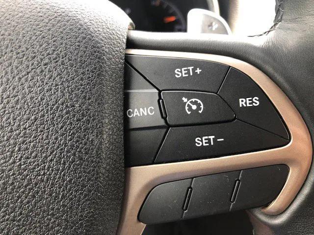 used 2015 Jeep Grand Cherokee car, priced at $12,900