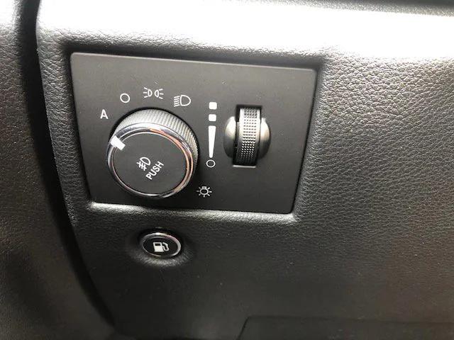 used 2015 Jeep Grand Cherokee car, priced at $12,900