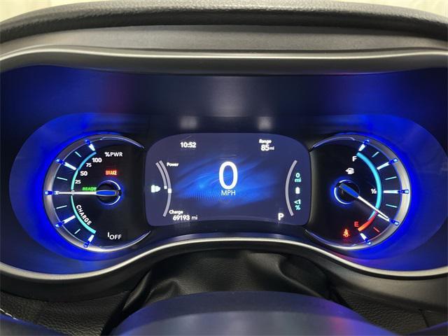 used 2021 Chrysler Pacifica Hybrid car, priced at $23,249