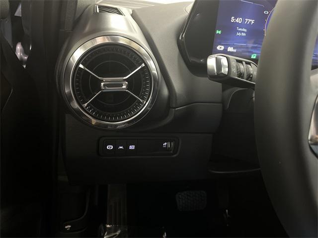 new 2025 Chevrolet Equinox EV car, priced at $38,885