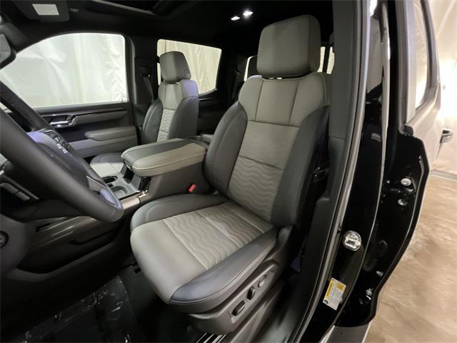 new 2025 Chevrolet Silverado 1500 car, priced at $70,961