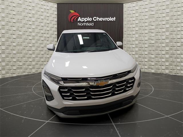 new 2025 Chevrolet Equinox car, priced at $30,995