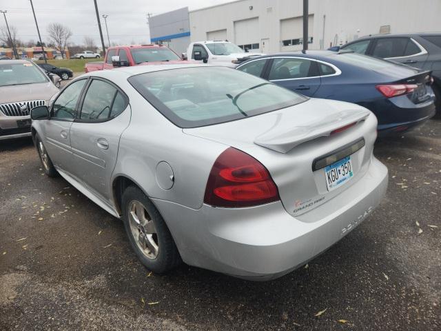 used 2005 Pontiac Grand Prix car, priced at $2,999