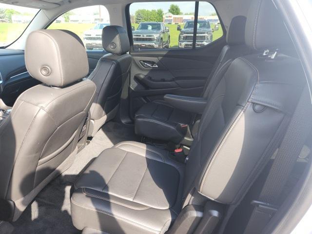 used 2021 Chevrolet Traverse car, priced at $26,999