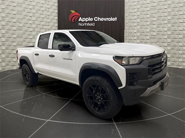 new 2024 Chevrolet Colorado car, priced at $43,860