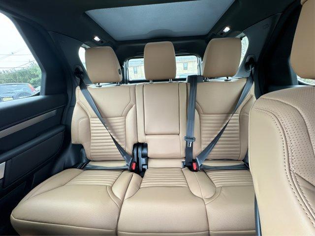 new 2025 Land Rover Discovery car, priced at $80,525