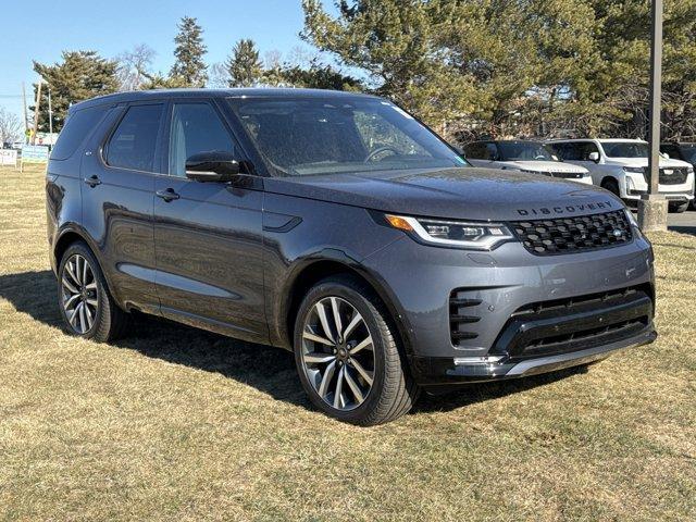 new 2025 Land Rover Discovery car, priced at $75,253