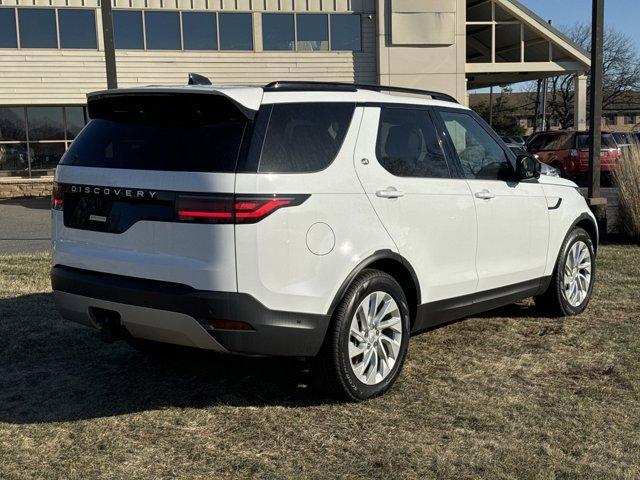 new 2025 Land Rover Discovery car, priced at $67,050