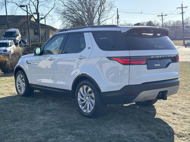 new 2025 Land Rover Discovery car, priced at $67,050