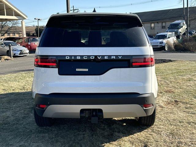 new 2025 Land Rover Discovery car, priced at $67,050