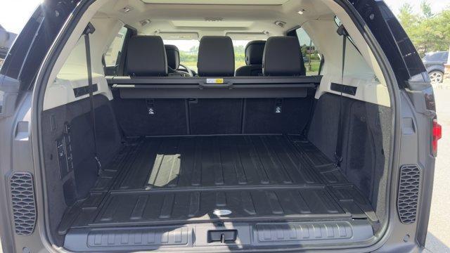 new 2025 Land Rover Discovery car, priced at $65,118
