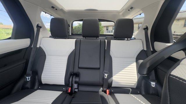 new 2025 Land Rover Discovery car, priced at $65,118