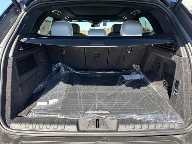 new 2025 Land Rover Range Rover Sport car, priced at $91,305