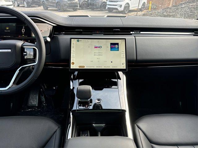 new 2025 Land Rover Range Rover Sport car, priced at $85,455