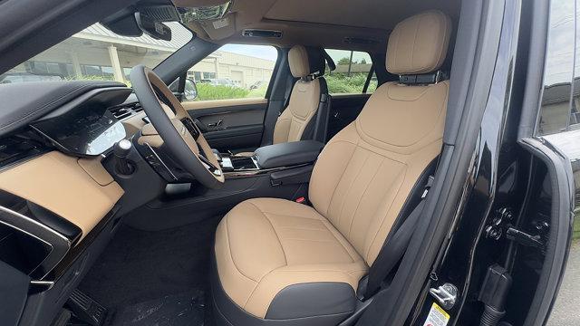 new 2025 Land Rover Range Rover Sport car, priced at $104,680