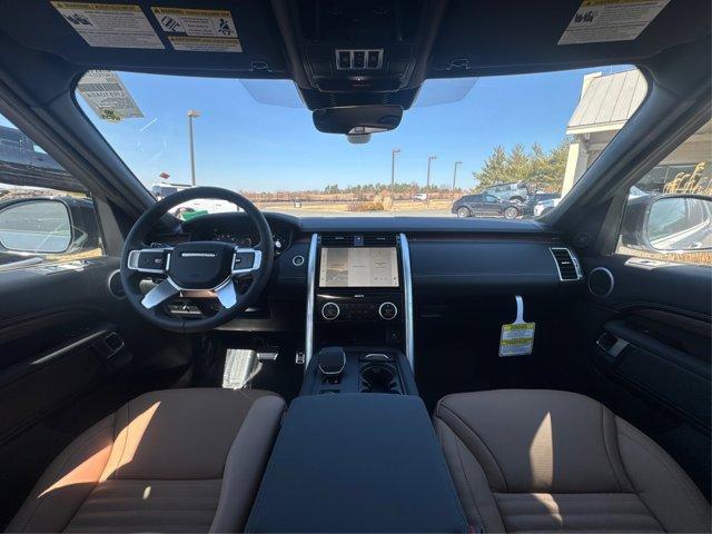 new 2025 Land Rover Discovery car, priced at $75,528