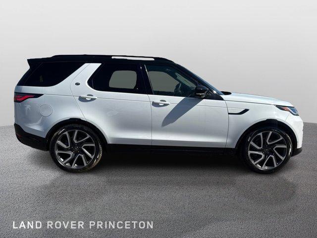 new 2025 Land Rover Discovery car, priced at $75,528