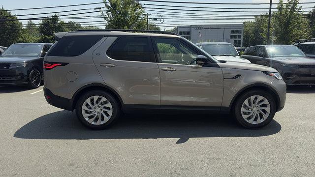 new 2025 Land Rover Discovery car, priced at $66,118