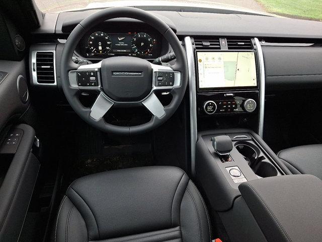 new 2025 Land Rover Discovery car, priced at $66,118
