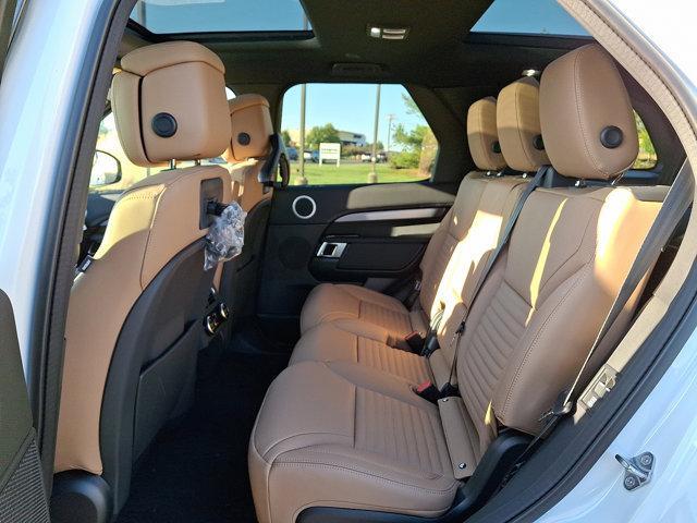 new 2025 Land Rover Discovery car, priced at $77,068