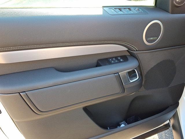 new 2025 Land Rover Discovery car, priced at $77,068