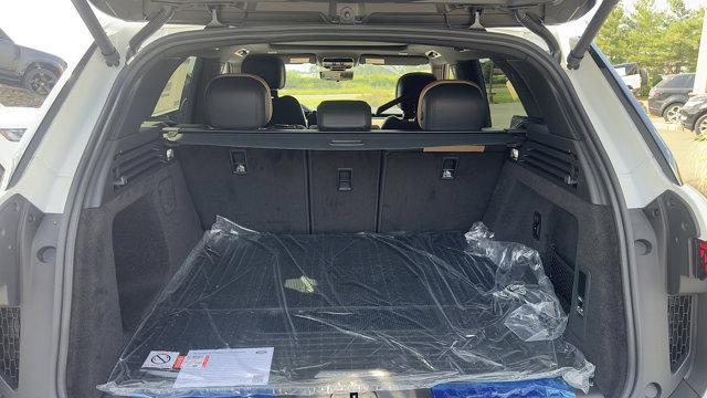 new 2025 Land Rover Range Rover Sport car, priced at $119,405